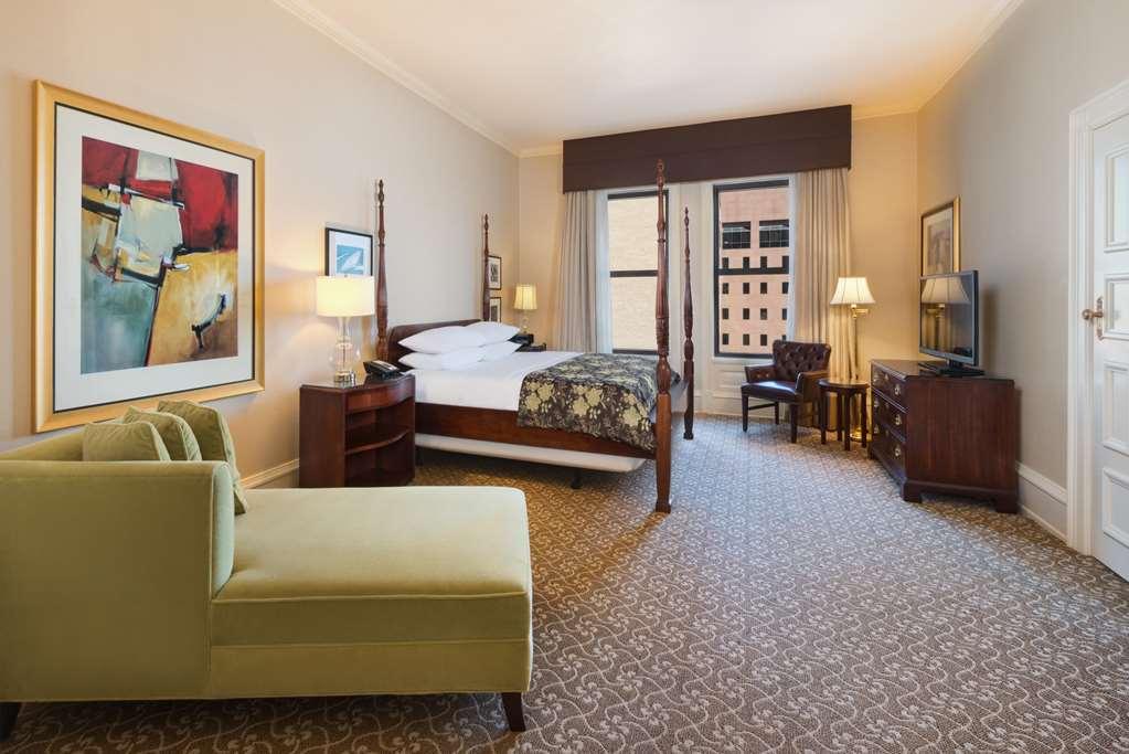 The Pfister Hotel Milwaukee Buitenkant foto