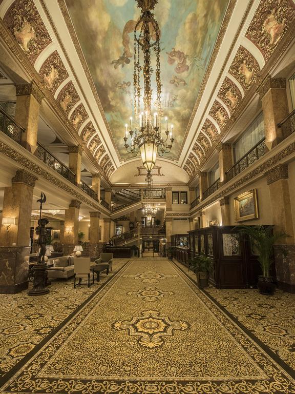The Pfister Hotel Milwaukee Buitenkant foto